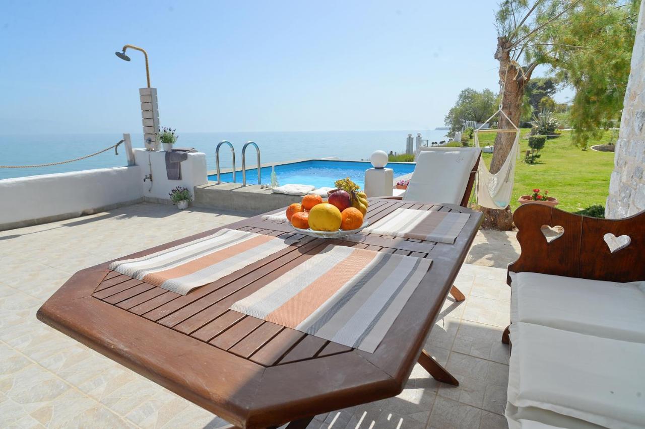 Antorina Beachfront Villas With Private Pools Kamari  Eksteriør billede