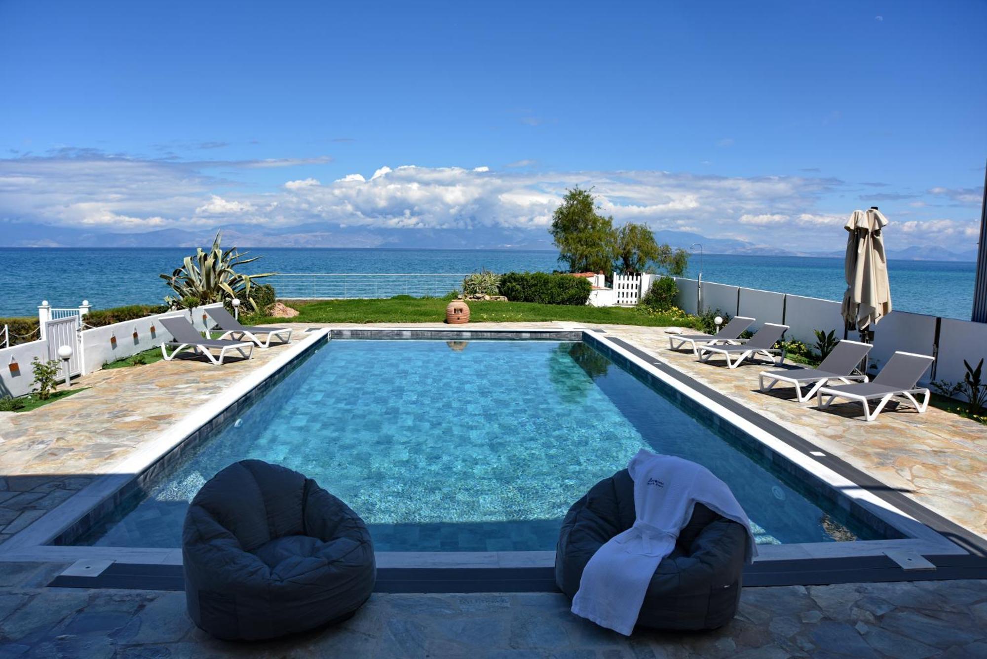 Antorina Beachfront Villas With Private Pools Kamari  Eksteriør billede