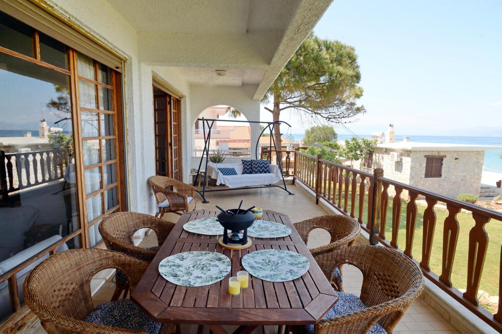 Antorina Beachfront Villas With Private Pools Kamari  Eksteriør billede