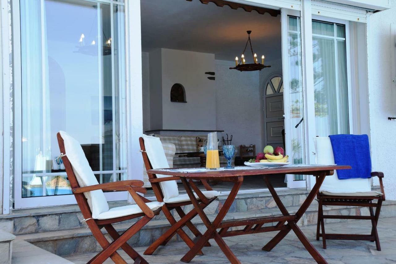 Antorina Beachfront Villas With Private Pools Kamari  Eksteriør billede